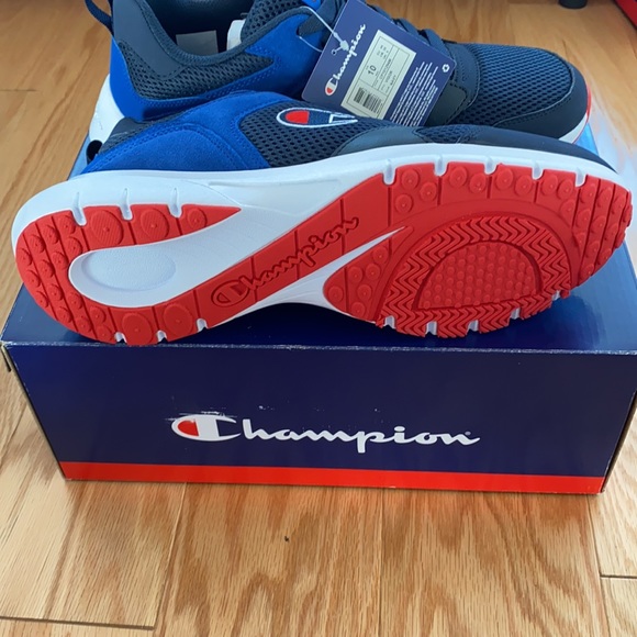 NWT-Champion Men\'s Vigor Athletic Shoes-Size:10-Style:VIGOR-Color:NAVY